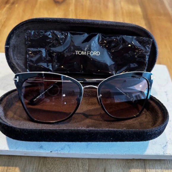 Tom Ford Faryn TF843 01F 56/19/140 TITANIUM Sunglasses  display picture 1